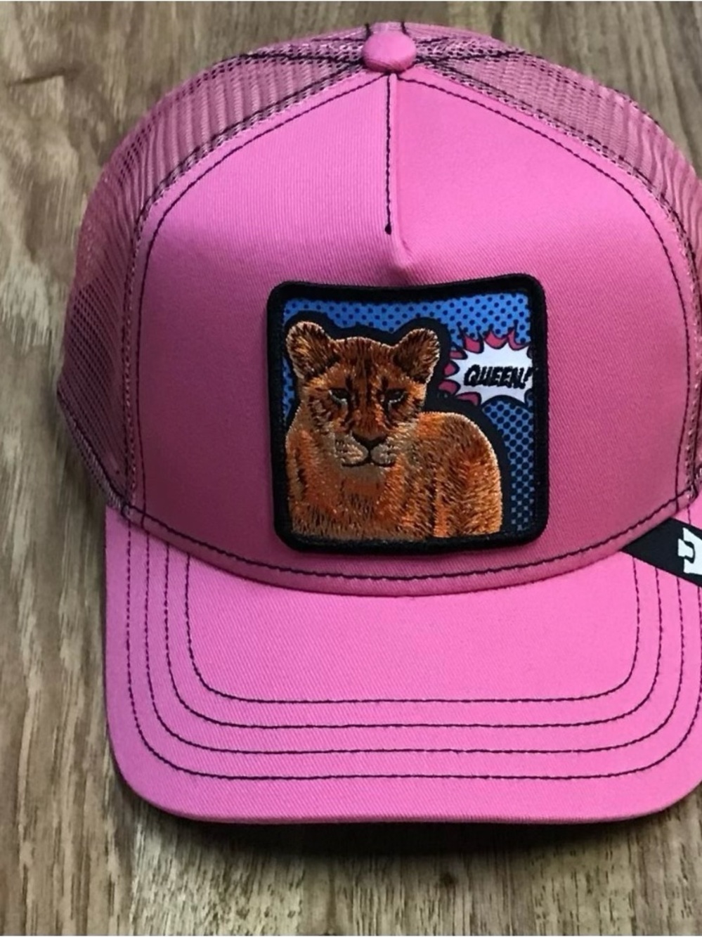 Goorin Bros. "POPART QUEEN LION"
Queen Trucker Hat. Mesh SnapBack NWT